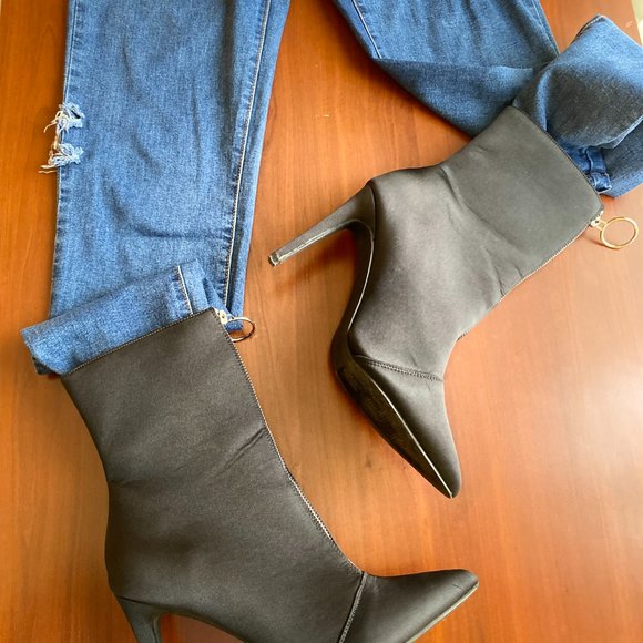 Fashion Nova Rhinestone Tassel Distresses Jeans - Picture 4 of 4